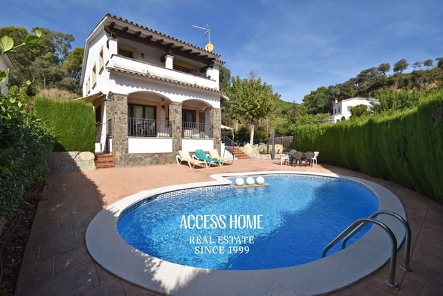 4 Zimmer Villa zu verkaufen in Cabrera de Mar mit Pool Garage - 890.000 € (Ref: 10095754)