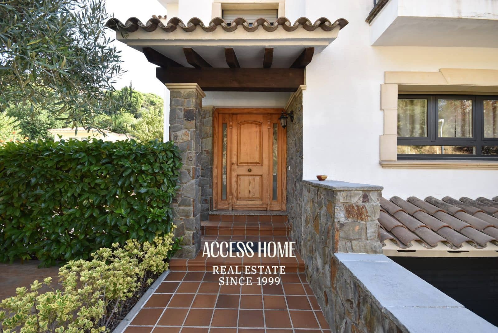 4 Zimmer Villa zu verkaufen in Cabrera de Mar mit Pool Garage - 890.000 € (Ref: 10095754)