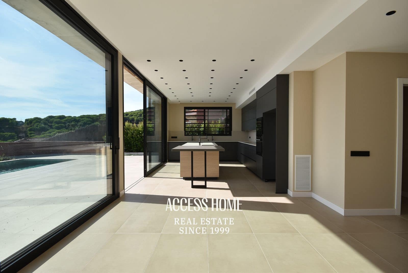 5 soverom Villa til salgs i Sant Vicenc de Montalt med svømmebasseng garasje - € 1 750 000 (Ref: 10101398)