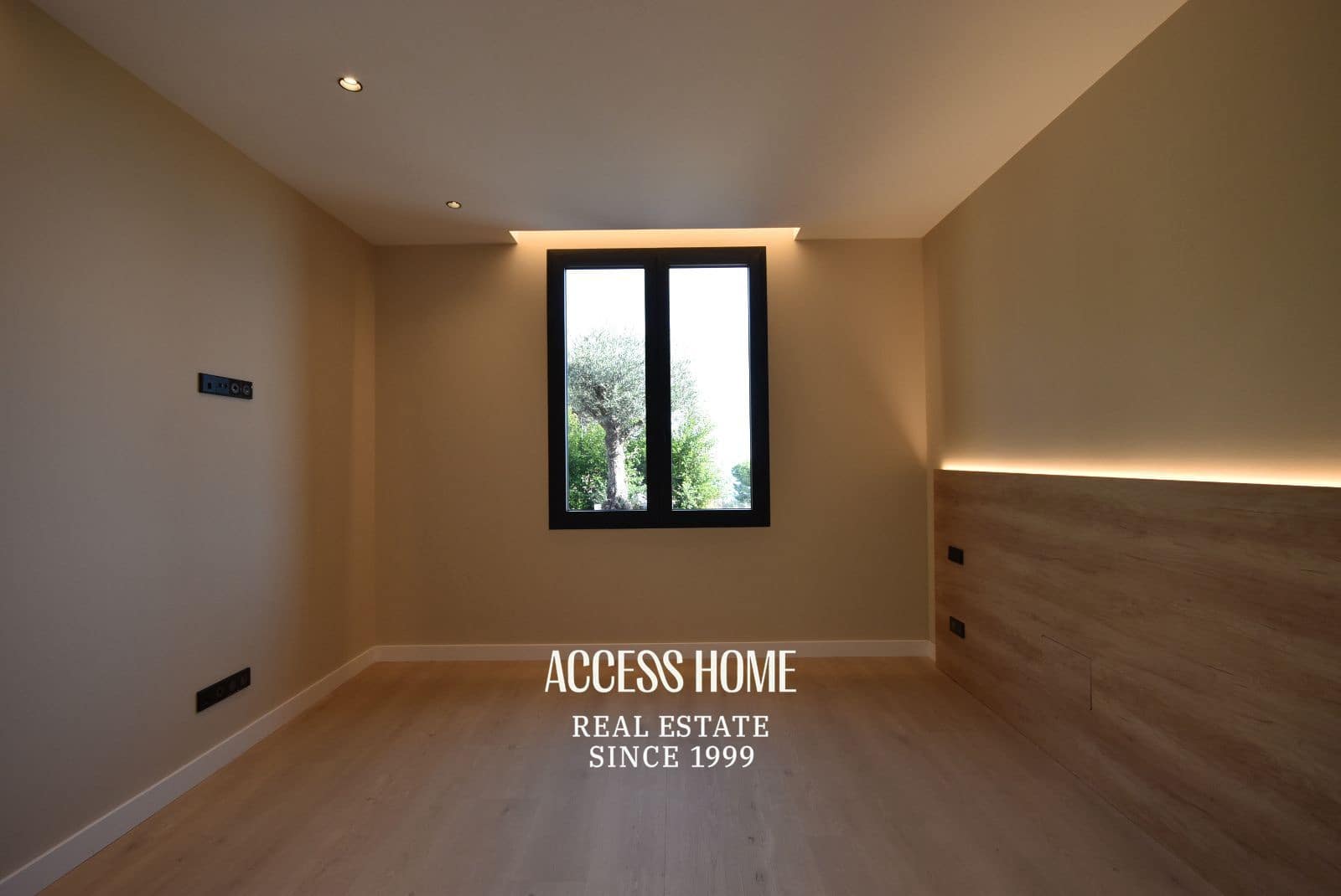 5 soverom Villa til salgs i Sant Vicenc de Montalt med svømmebasseng garasje - € 1 750 000 (Ref: 10101398)