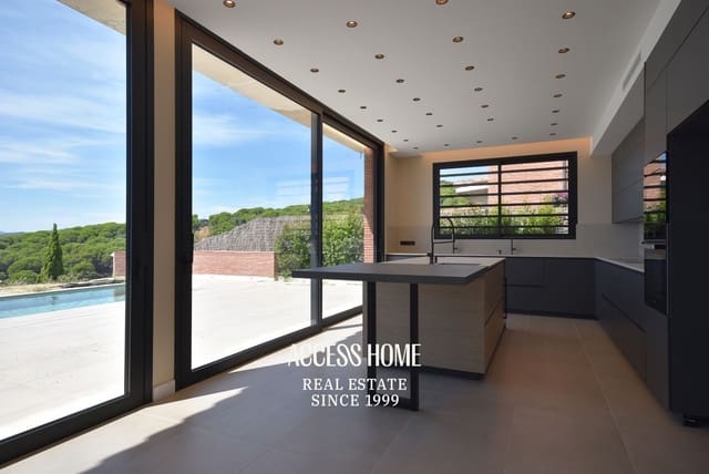 5 soverom Villa til salgs i Sant Vicenç de Montalt med svømmebasseng garasje - € 1 750 000 (Ref: 10101398)