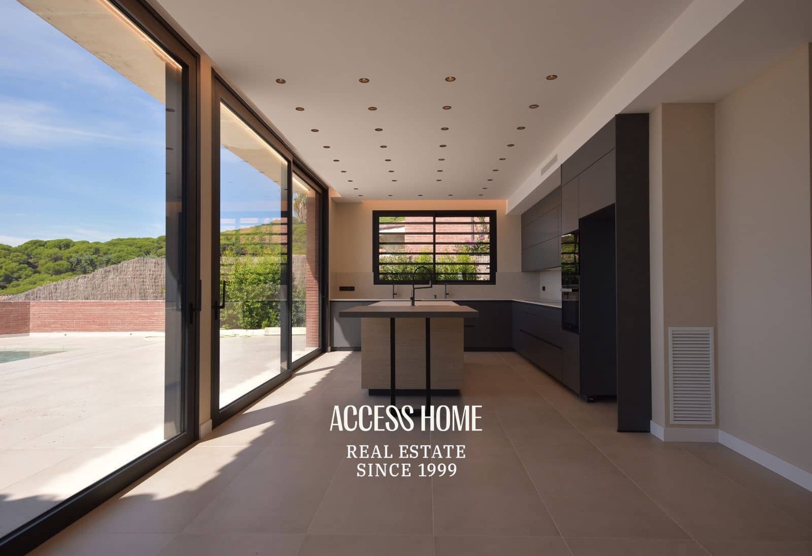 5 soverom Villa til salgs i Sant Vicenc de Montalt med svømmebasseng garasje - € 1 750 000 (Ref: 10101398)