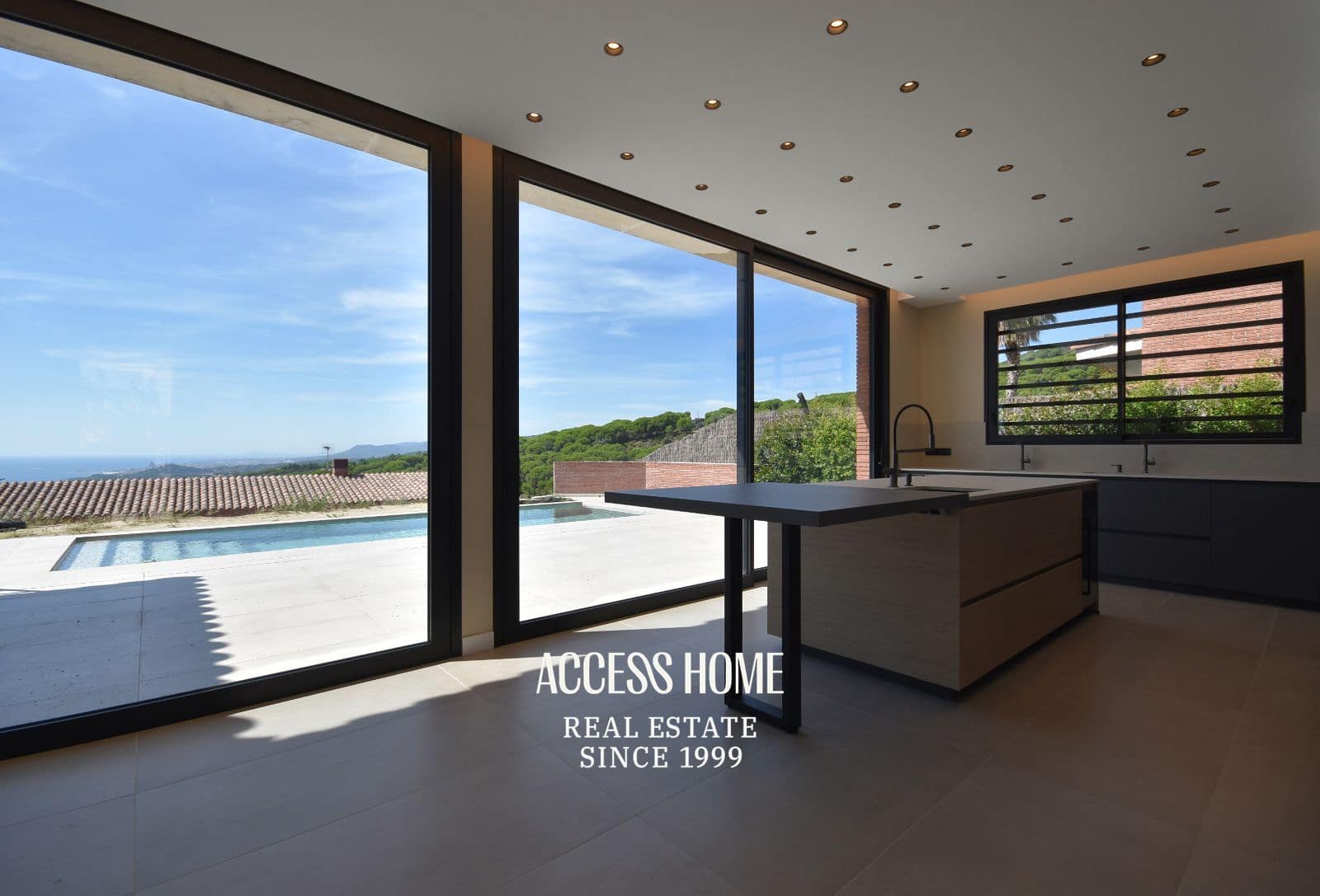 5 soverom Villa til salgs i Sant Vicenc de Montalt med svømmebasseng garasje - € 1 750 000 (Ref: 10101398)