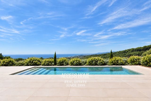 5 sovrum Villa till salu i Sant Vicenç de Montalt med pool garage - 750 000 € (Ref: 10114648)
