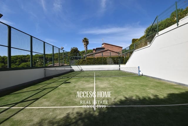 5 sovrum Villa till salu i Sant Vicenç de Montalt med pool garage - 750 000 € (Ref: 10114648)