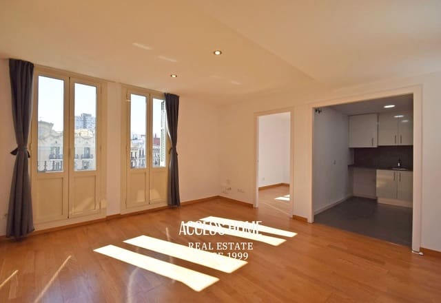 2 soveværelse Lejlighed til salg i Barcelona by - € 695.000 (Ref: 10156880)