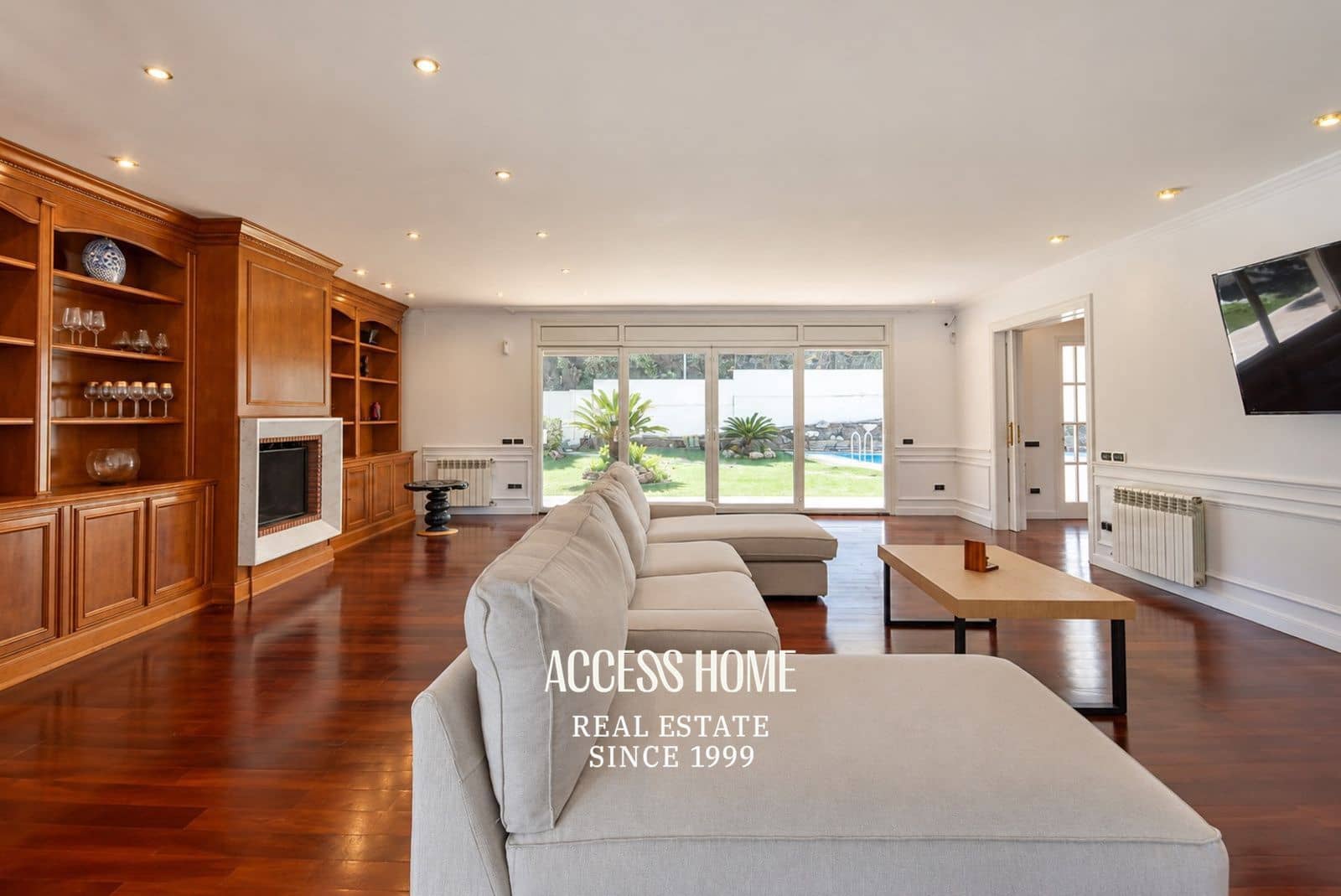 5 bedroom Villa for sale in Cabrils with pool garage - € 1,200,000 (Ref: 10179239)