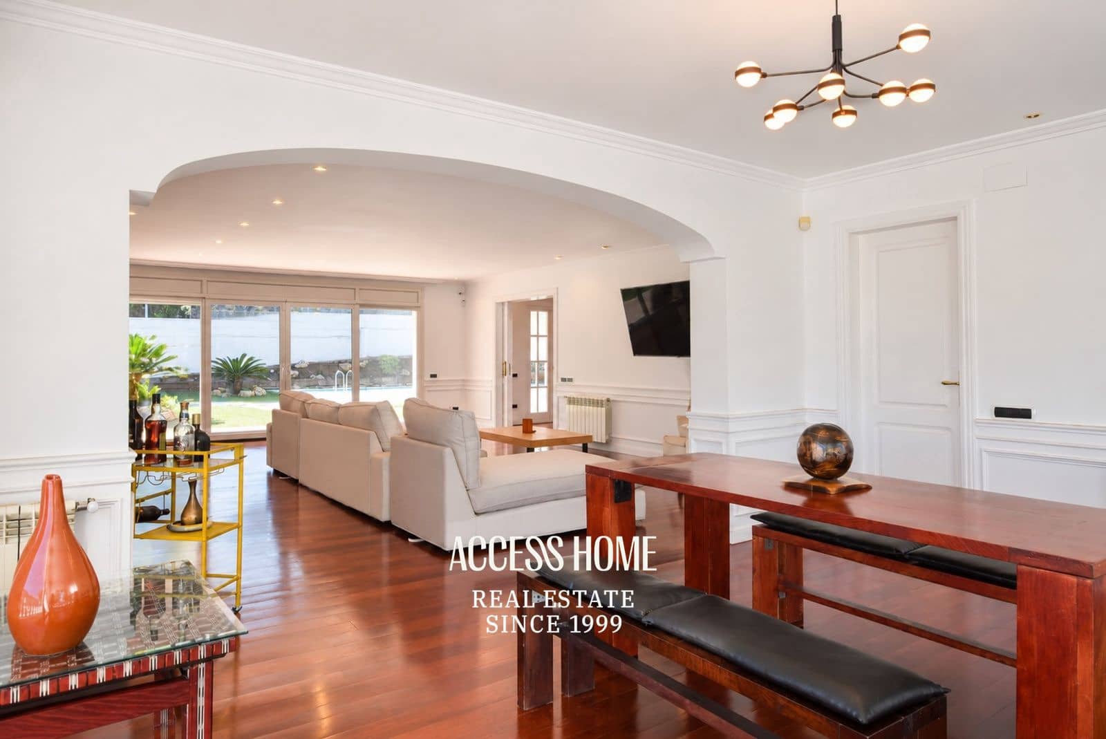 5 bedroom Villa for sale in Cabrils with pool garage - € 1,200,000 (Ref: 10179239)