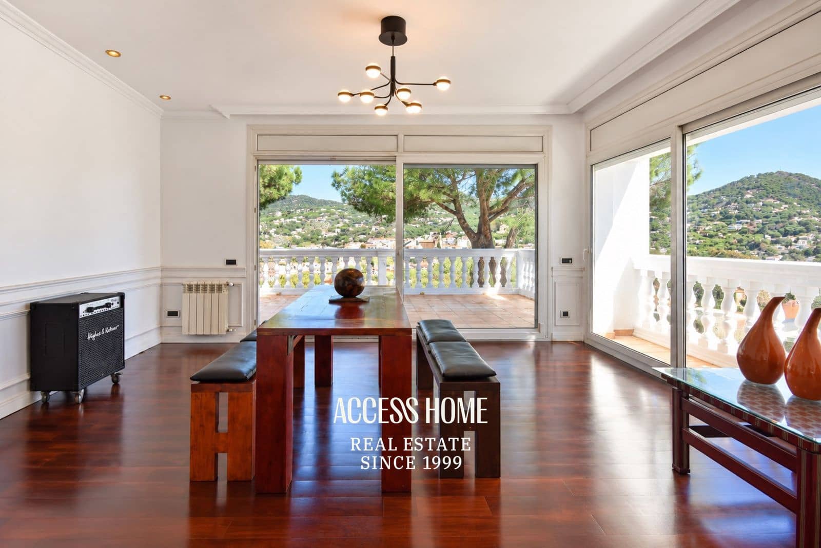 5 bedroom Villa for sale in Cabrils with pool garage - € 1,200,000 (Ref: 10179239)