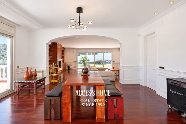 5 bedroom Villa for sale in Cabrils with pool garage - € 1,200,000 (Ref: 10179239)