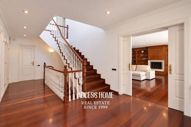 5 bedroom Villa for sale in Cabrils with pool garage - € 1,200,000 (Ref: 10179239)