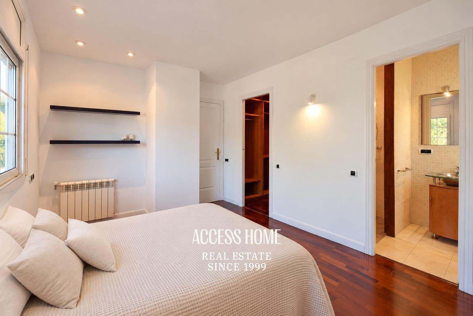 5 bedroom Villa for sale in Cabrils with pool garage - € 1,200,000 (Ref: 10179239)