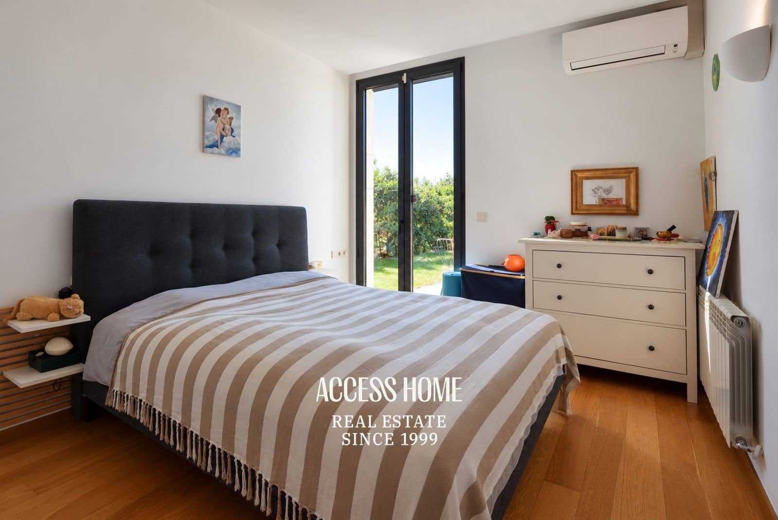 Chalet de 4 habitaciones en Sant Vicenç de Montalt en venta con garaje - 825.000 € (Ref: 10185979)