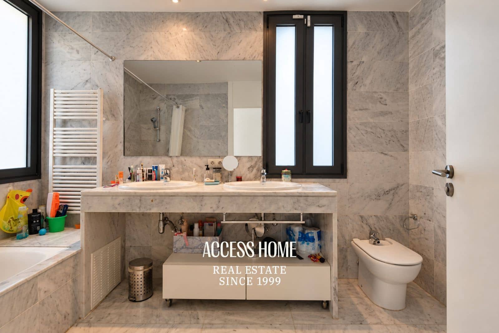 Chalet de 4 habitaciones en Sant Vicenç de Montalt en venta con garaje - 825.000 € (Ref: 10185979)