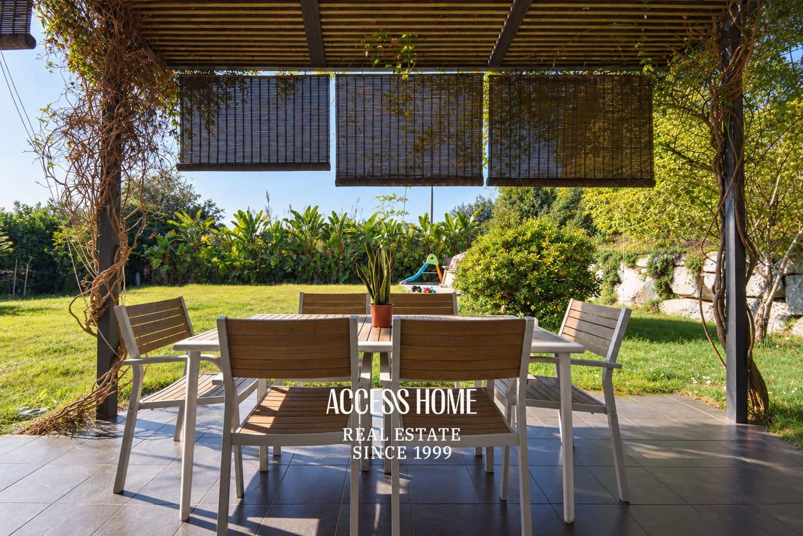Chalet de 4 habitaciones en Sant Vicenç de Montalt en venta con garaje - 825.000 € (Ref: 10185979)