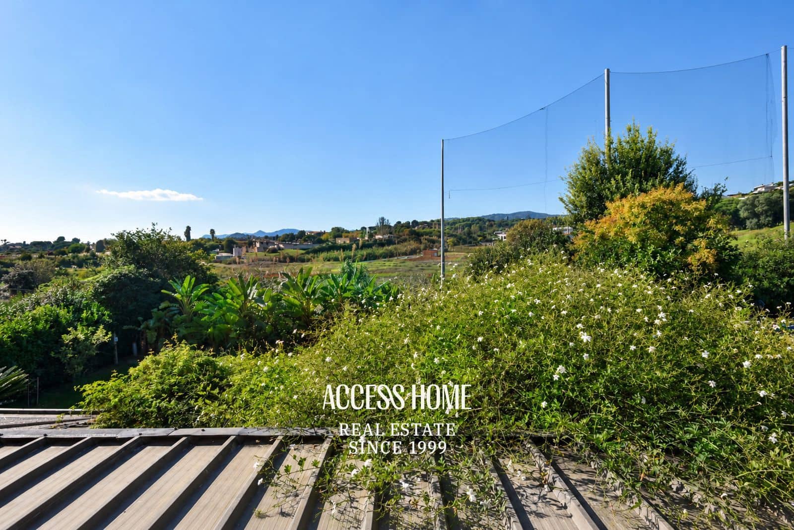 Chalet de 4 habitaciones en Sant Vicenç de Montalt en venta con garaje - 825.000 € (Ref: 10185979)