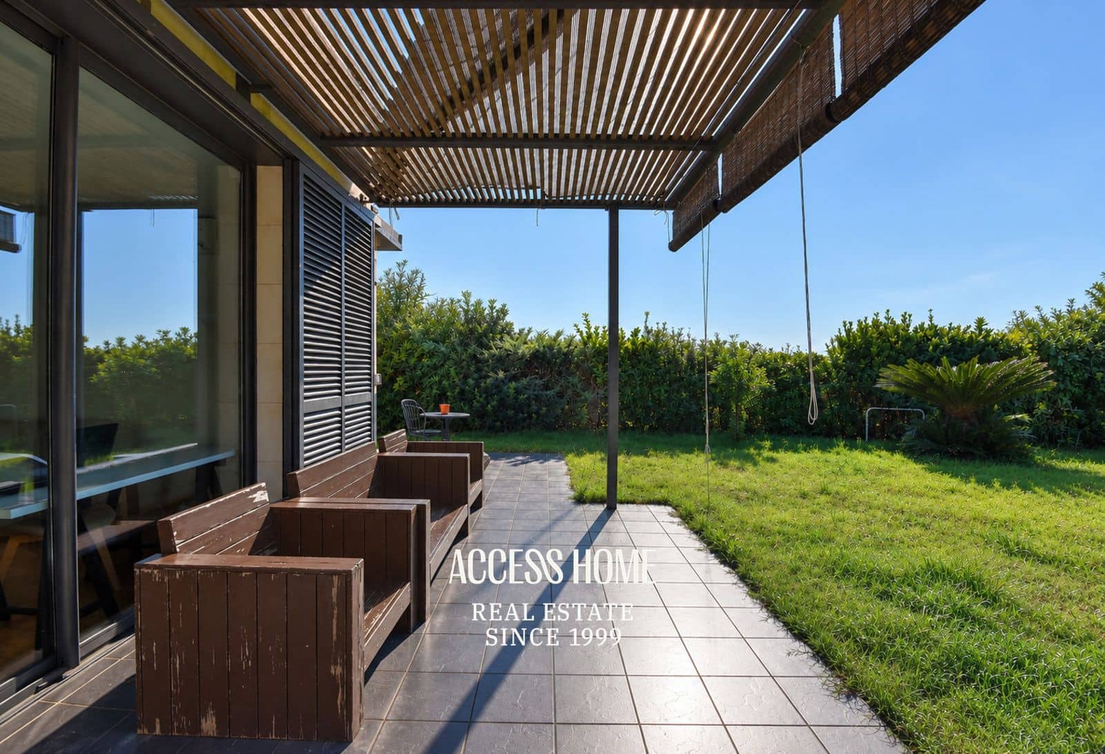 Chalet de 4 habitaciones en Sant Vicenç de Montalt en venta con garaje - 825.000 € (Ref: 10185979)