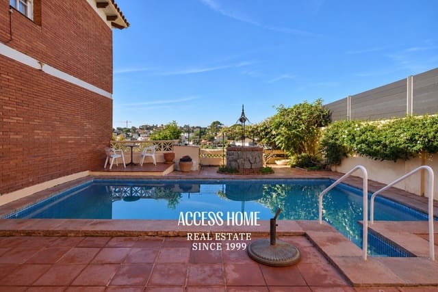 4 bedroom Villa for sale in Alella with pool - € 880,000 (Ref: 10186174)