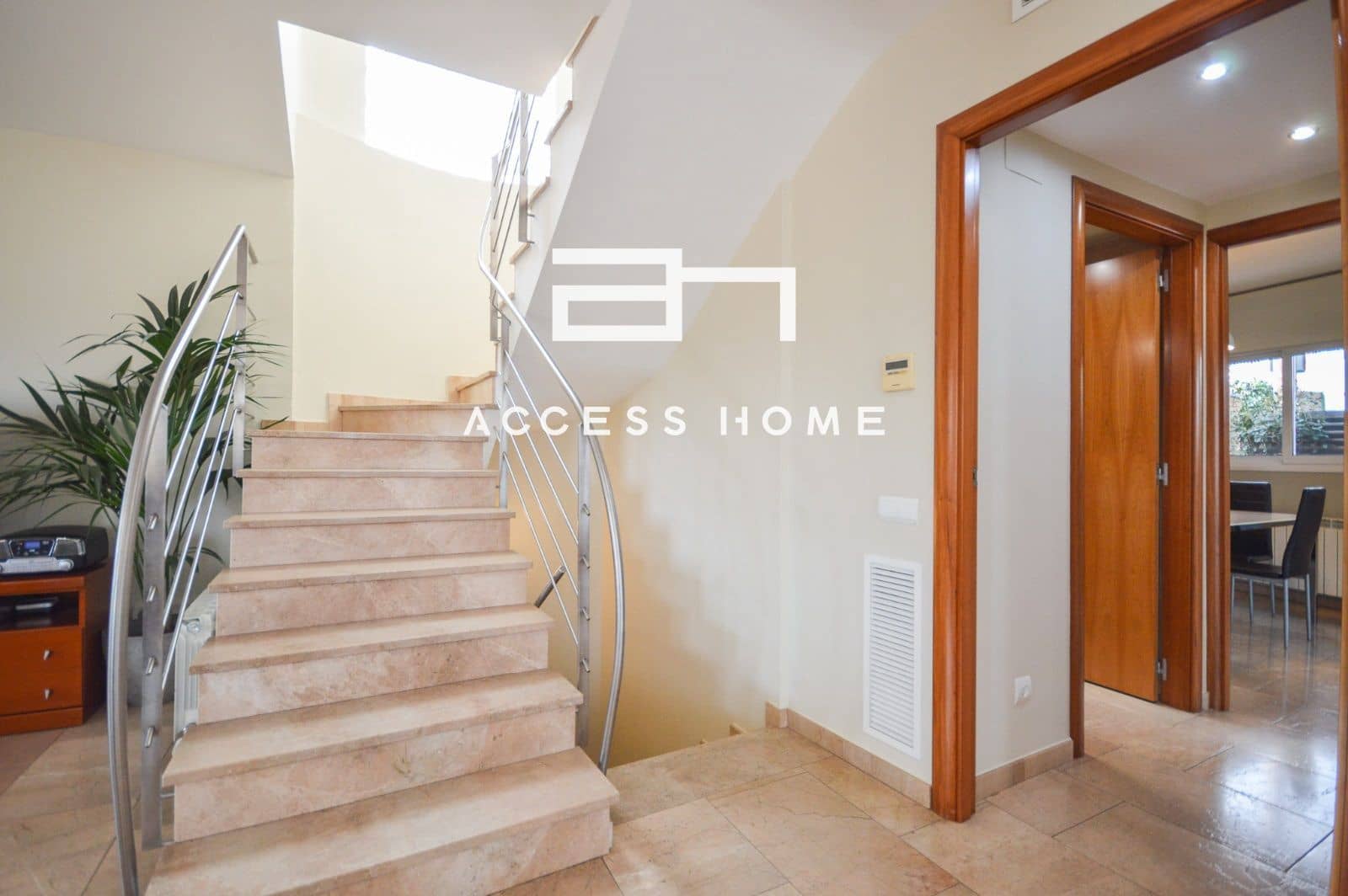 5 sovrum Villa till salu i Premia de Dalt med garage - 685 000 € (Ref: 5924938)