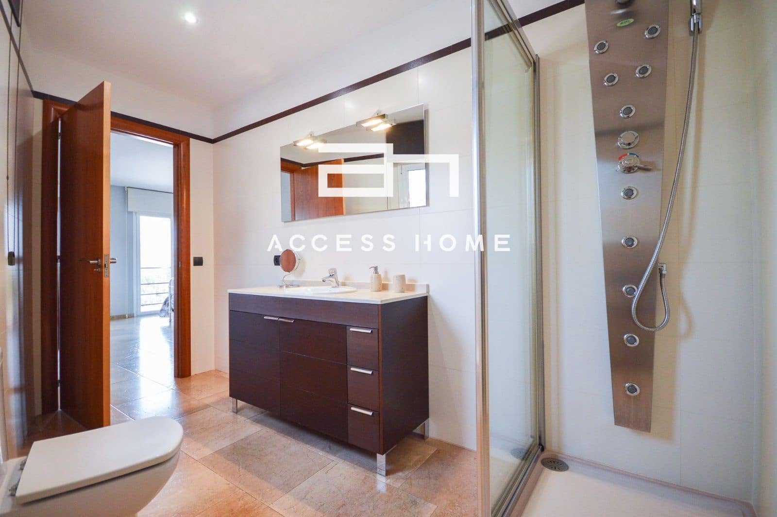 5 sovrum Villa till salu i Premia de Dalt med garage - 685 000 € (Ref: 5924938)