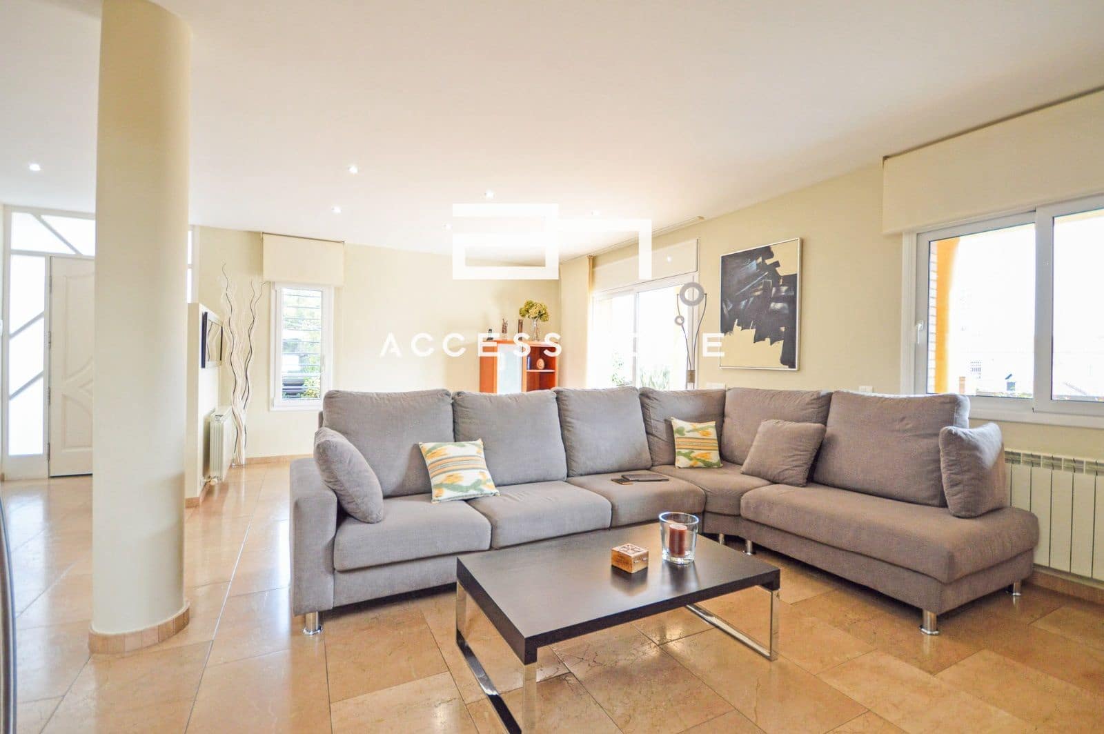 5 sovrum Villa till salu i Premia de Dalt med garage - 685 000 € (Ref: 5924938)