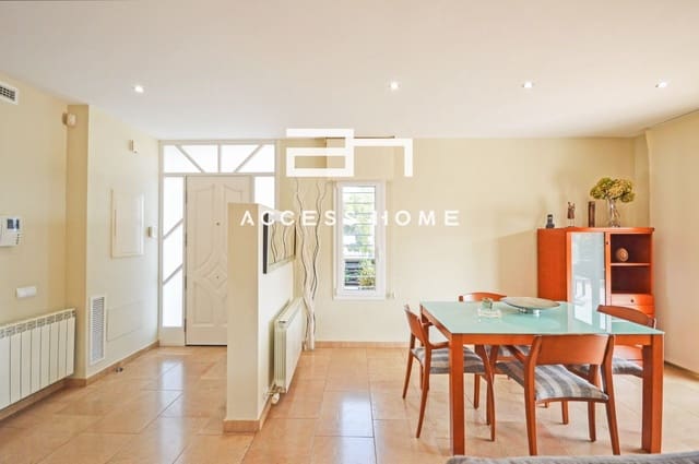 5 sovrum Villa till salu i Premià de Dalt med garage - 685 000 € (Ref: 5924938)