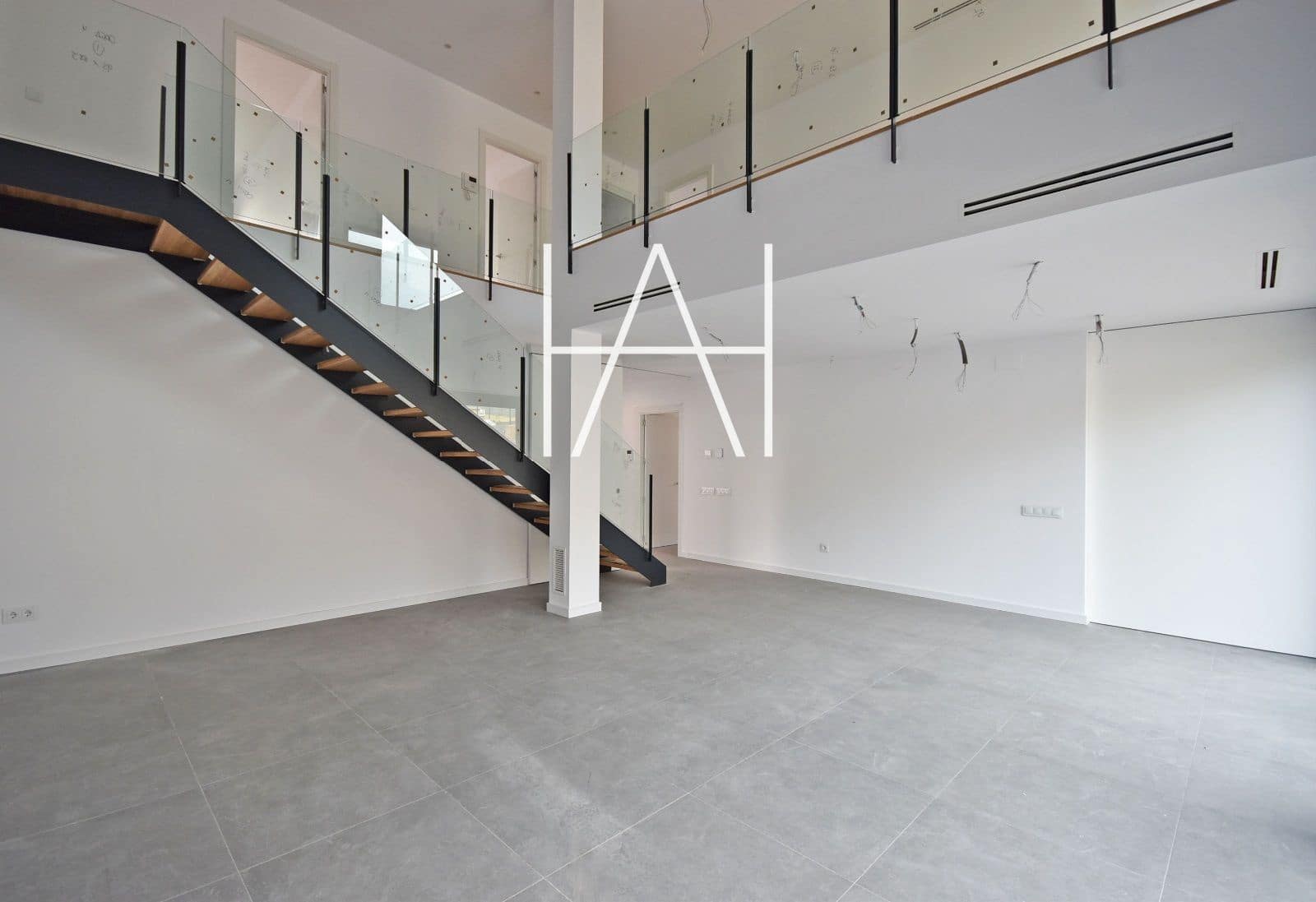 4 bedroom Townhouse for sale in Mataró with pool garage € 750,000