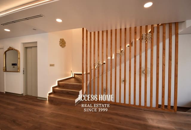 4 bedroom Townhouse for sale in Montgat with pool garage - € 943,750 (Ref: 8637390)