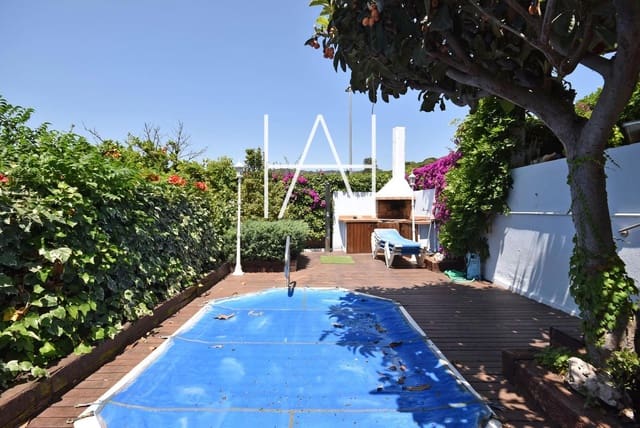 5 chambre Villa/Maison à vendre à Vilassar de Dalt avec piscine garage - 675 000 € (Ref: 9067031)