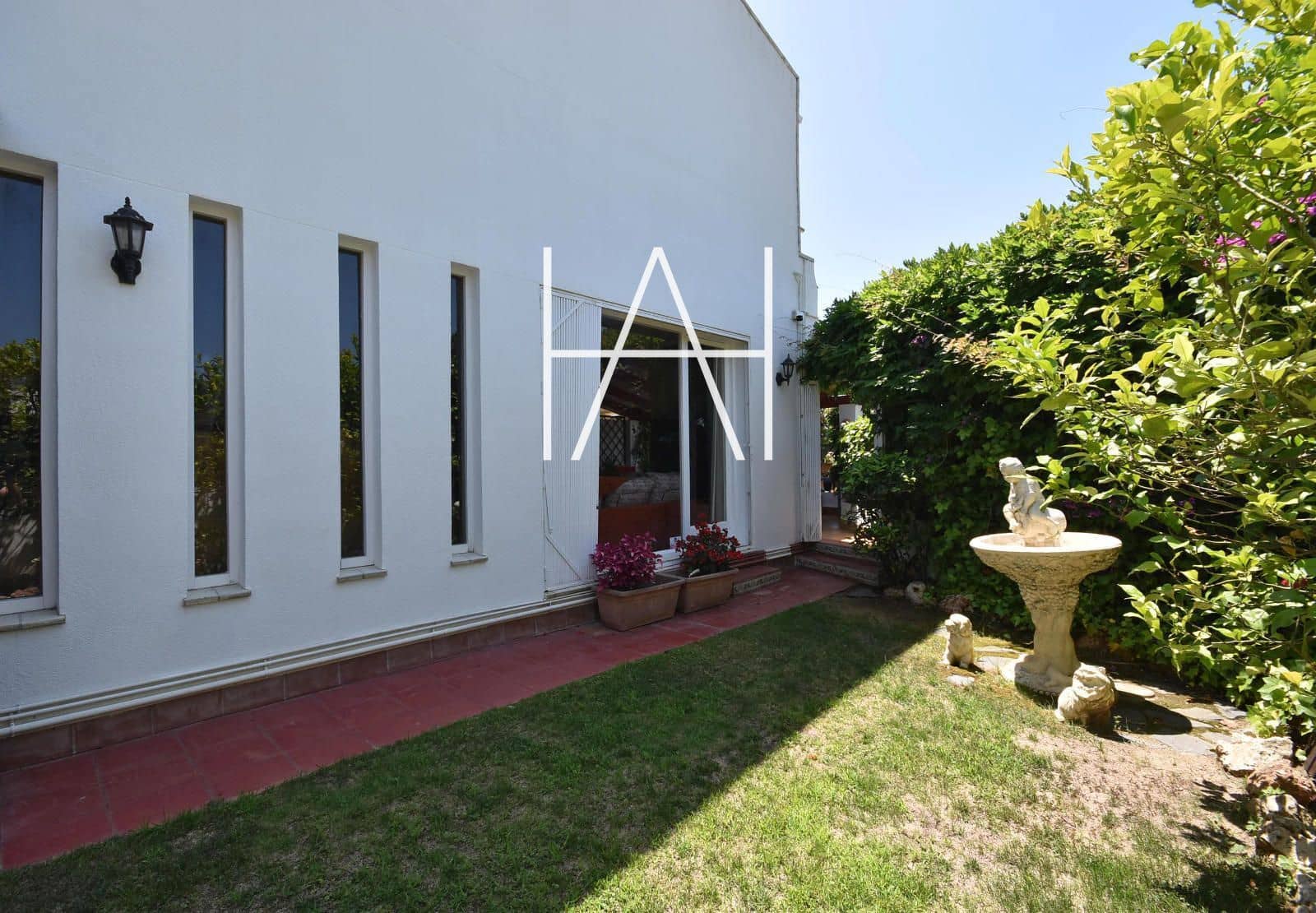 5 sypialnia Willa na sprzedaż w Vilassar de Dalt z basenem garażem - 675 000 € (Ref: 9067031)