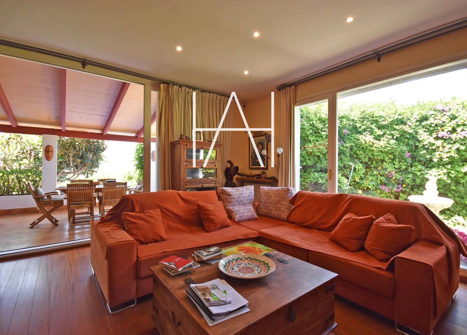 5 sypialnia Willa na sprzedaż w Vilassar de Dalt z basenem garażem - 675 000 € (Ref: 9067031)