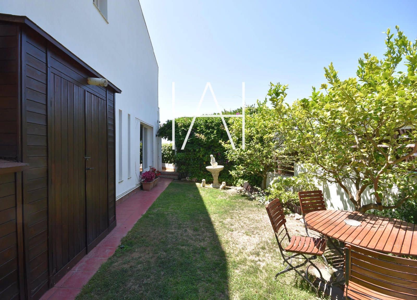 5 sypialnia Willa na sprzedaż w Vilassar de Dalt z basenem garażem - 675 000 € (Ref: 9067031)