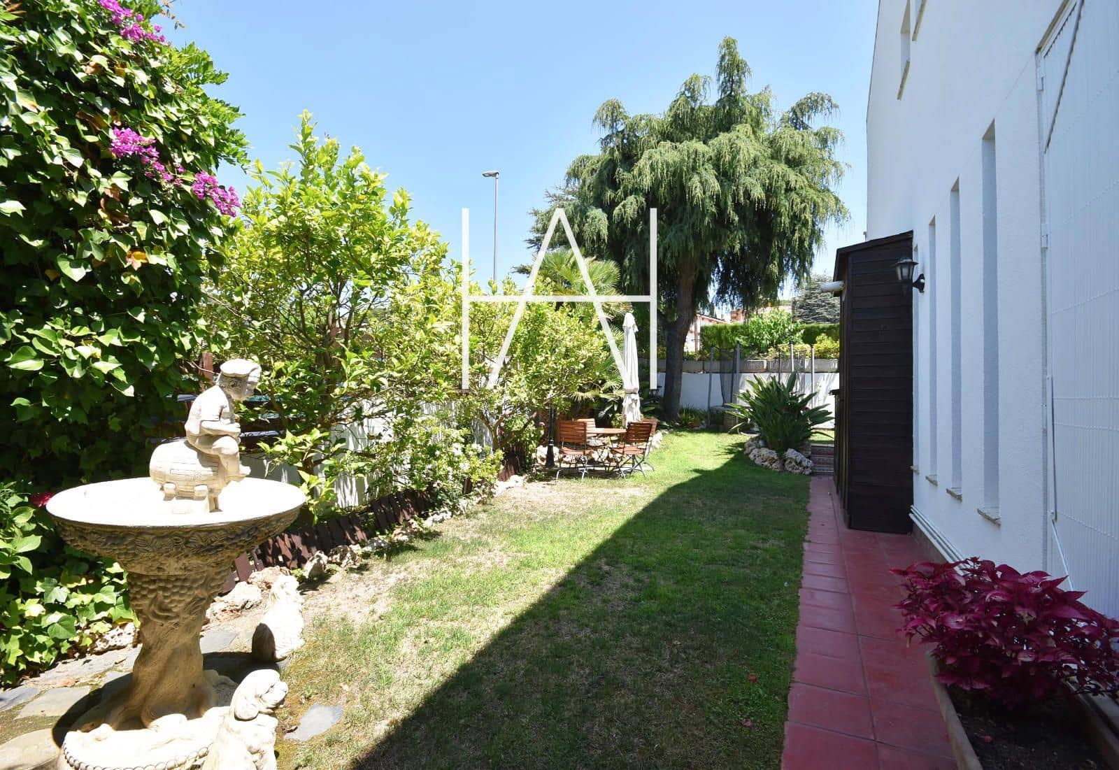 5 sypialnia Willa na sprzedaż w Vilassar de Dalt z basenem garażem - 675 000 € (Ref: 9067031)