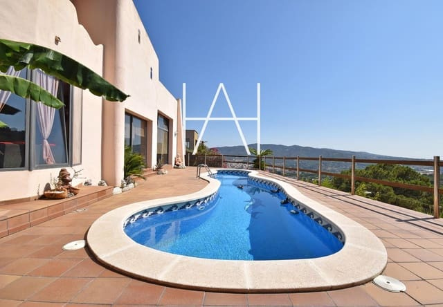 3 soveværelse Villa til salg i Argentona med swimmingpool garage - € 630.000 (Ref: 9097738)