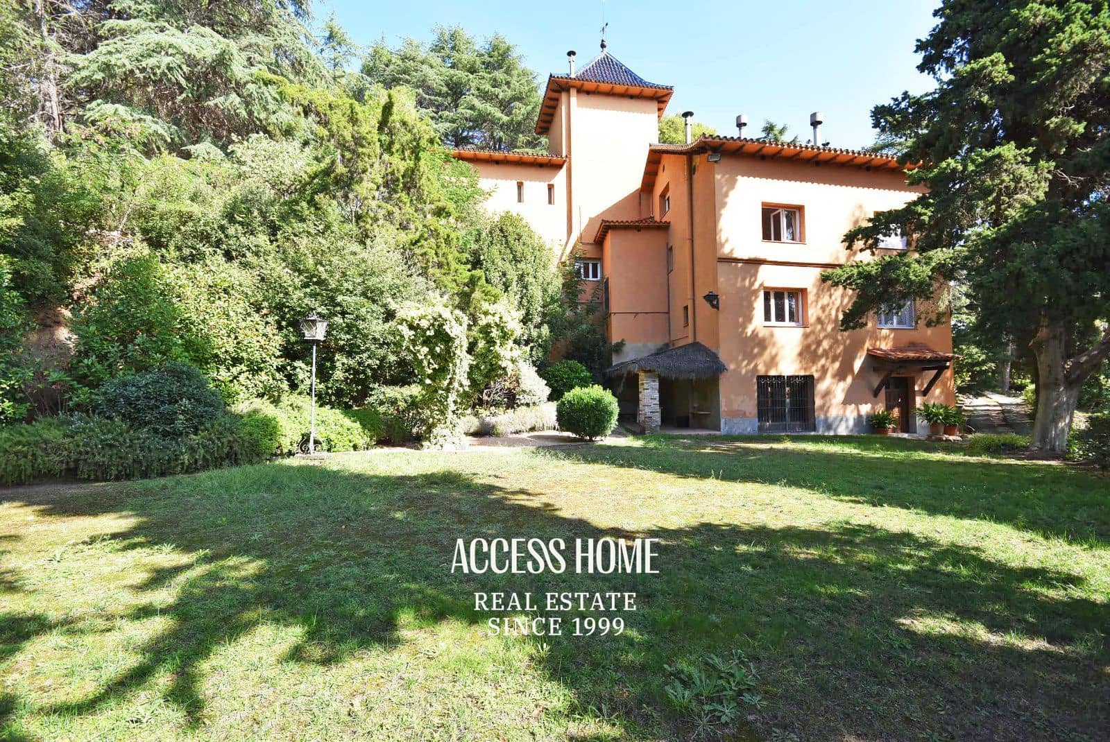 12 sypialnia Willa na sprzedaż w Arenys de Munt z basenem - 2 350 000 € (Ref: 9115588)