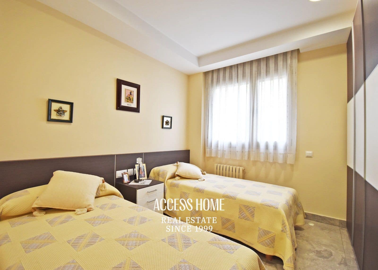 5 sypialnia Willa na sprzedaż w Sant Vicenc de Montalt z basenem garażem - 1 215 000 € (Ref: 9117934)