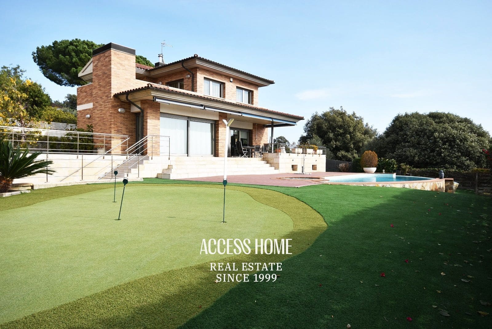 5 sypialnia Willa na sprzedaż w Sant Vicenc de Montalt z basenem garażem - 1 215 000 € (Ref: 9117934)