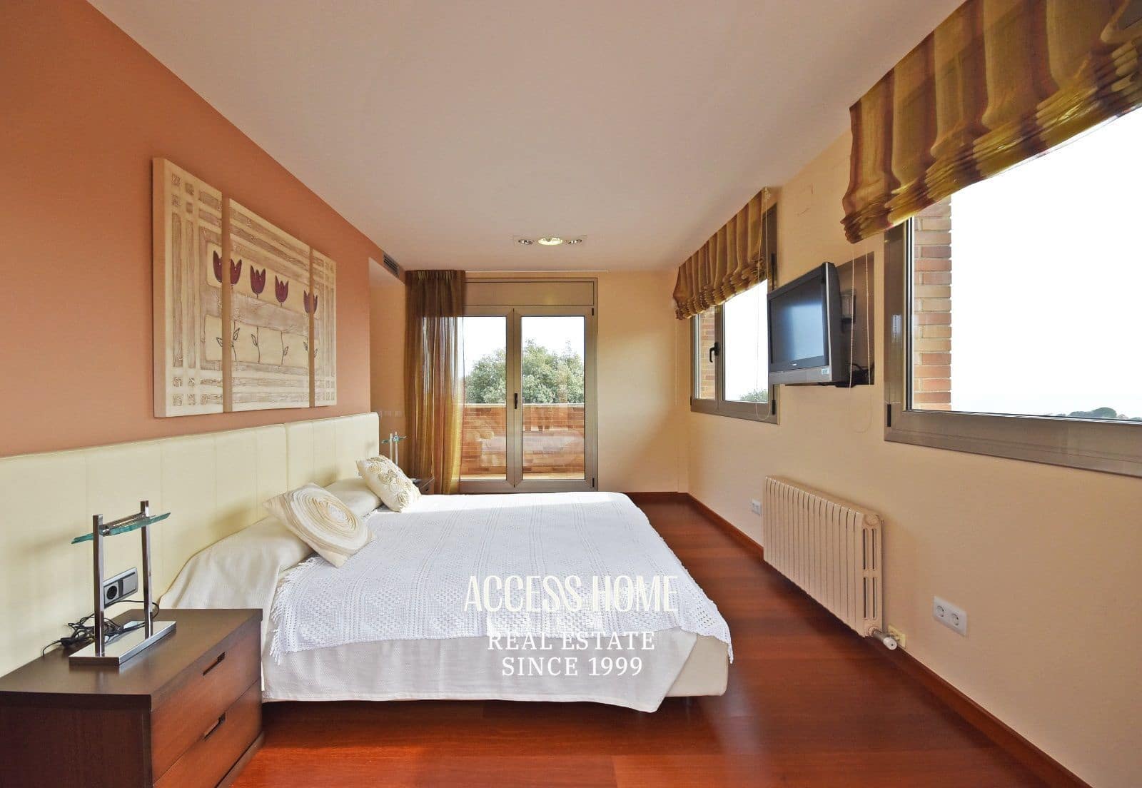 5 sypialnia Willa na sprzedaż w Sant Vicenc de Montalt z basenem garażem - 1 215 000 € (Ref: 9117934)