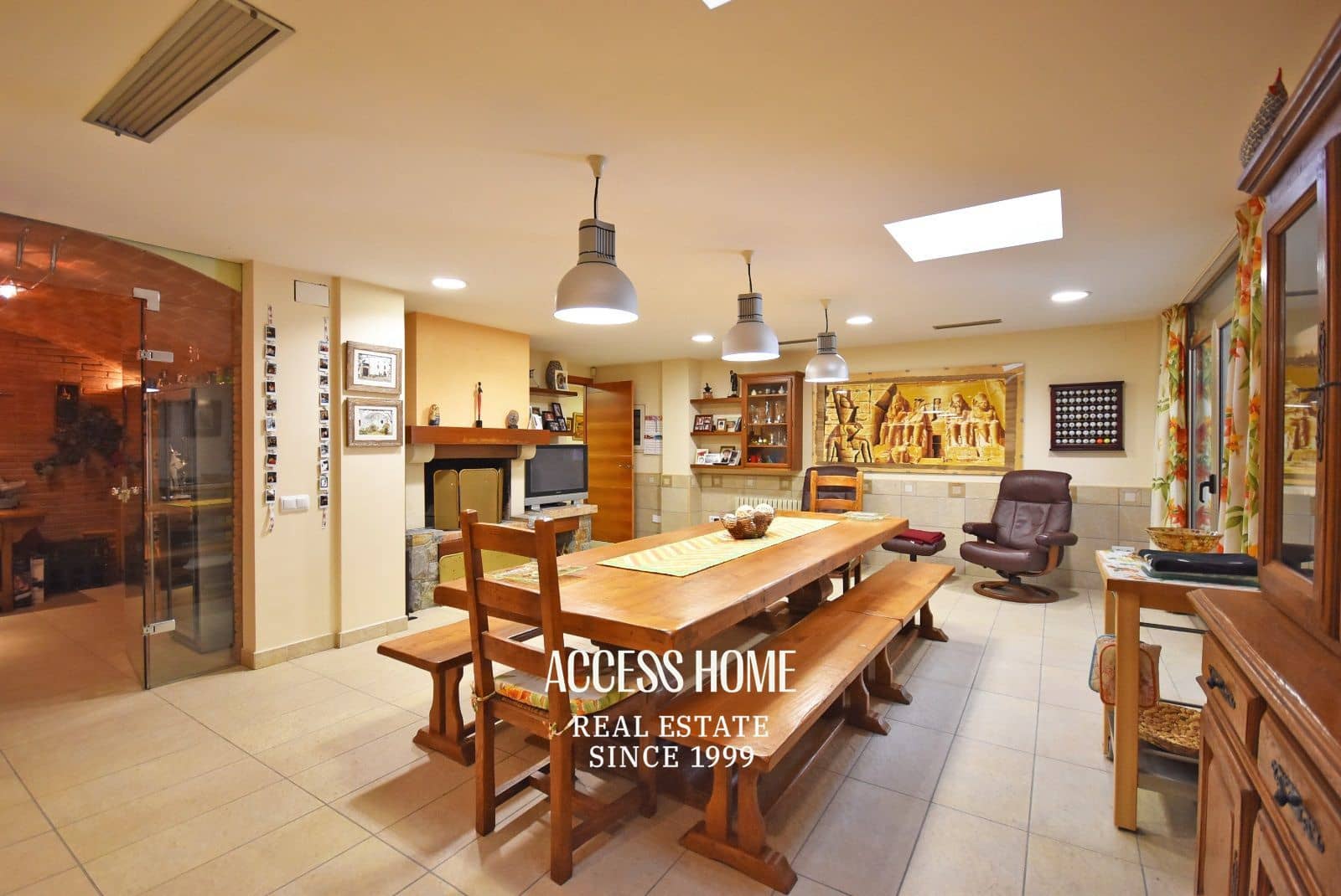 5 sypialnia Willa na sprzedaż w Sant Vicenc de Montalt z basenem garażem - 1 215 000 € (Ref: 9117934)