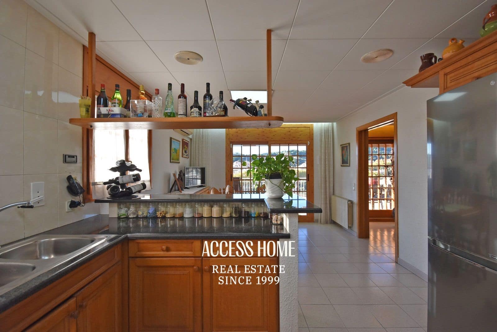 6 sypialnia Willa na sprzedaż w Canet de Mar z basenem garażem - 800 000 € (Ref: 9117935)