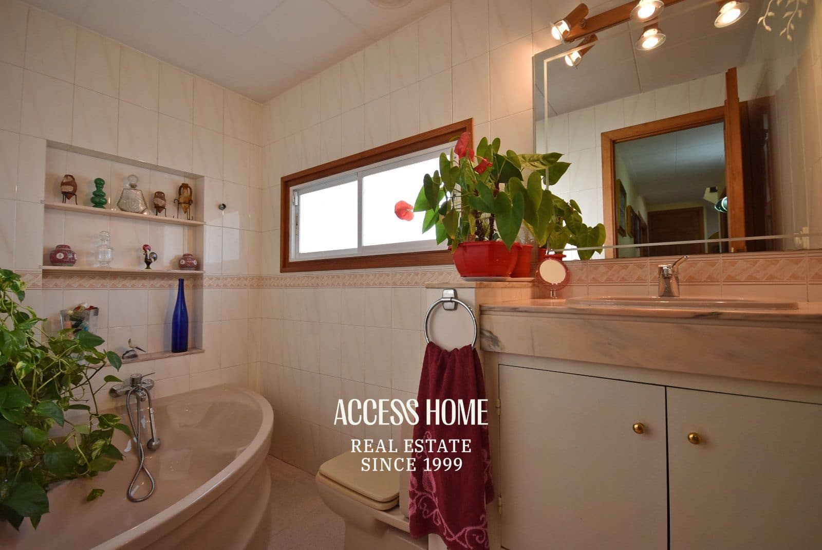 6 sypialnia Willa na sprzedaż w Canet de Mar z basenem garażem - 800 000 € (Ref: 9117935)