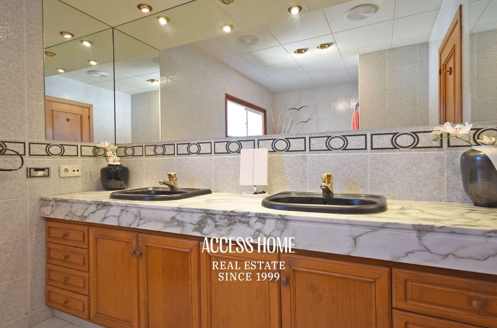 6 sypialnia Willa na sprzedaż w Canet de Mar z basenem garażem - 800 000 € (Ref: 9117935)