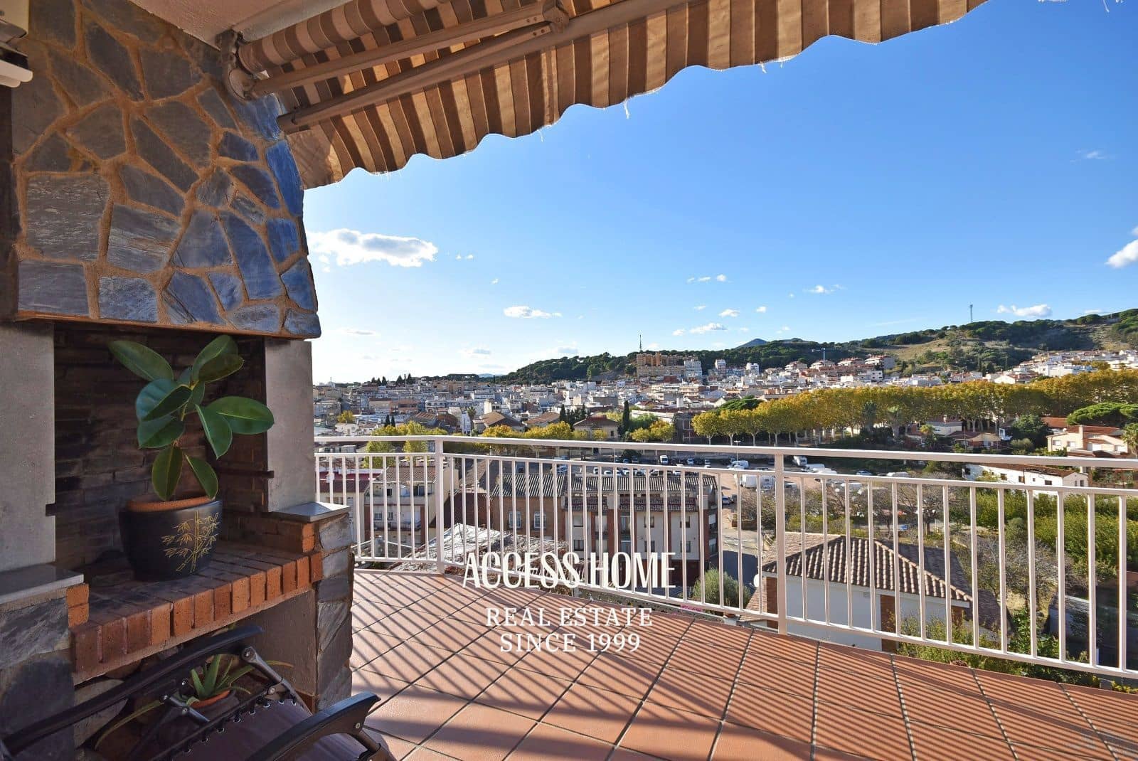 6 sypialnia Willa na sprzedaż w Canet de Mar z basenem garażem - 800 000 € (Ref: 9117935)