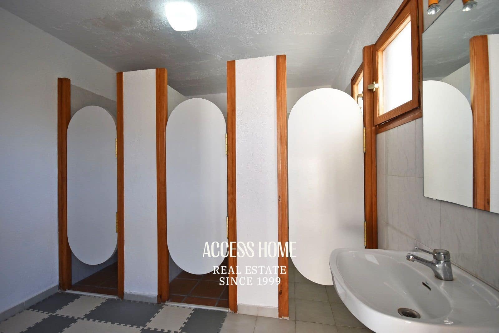 6 sypialnia Willa na sprzedaż w Canet de Mar z basenem garażem - 800 000 € (Ref: 9117935)