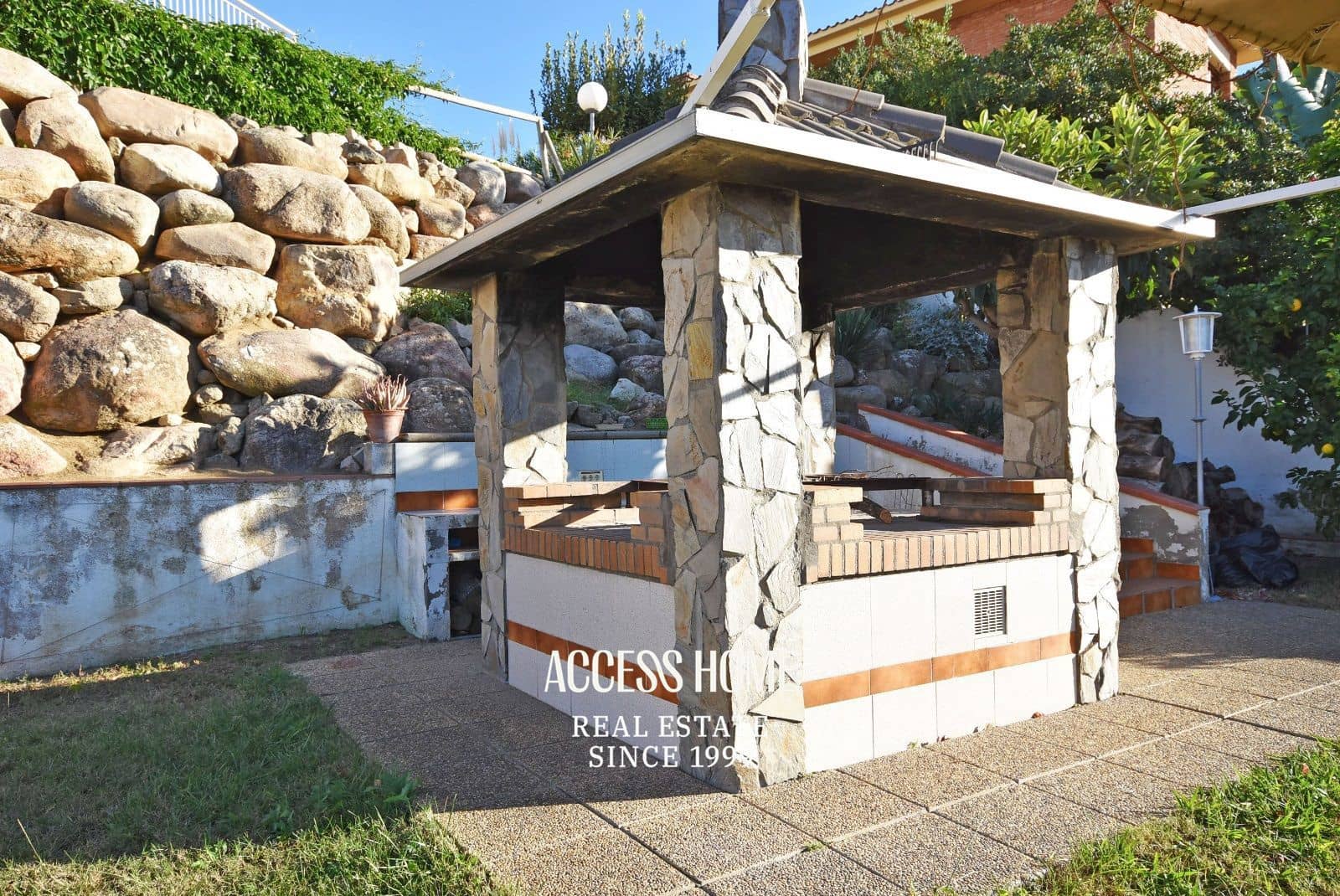 6 sypialnia Willa na sprzedaż w Canet de Mar z basenem garażem - 800 000 € (Ref: 9117935)