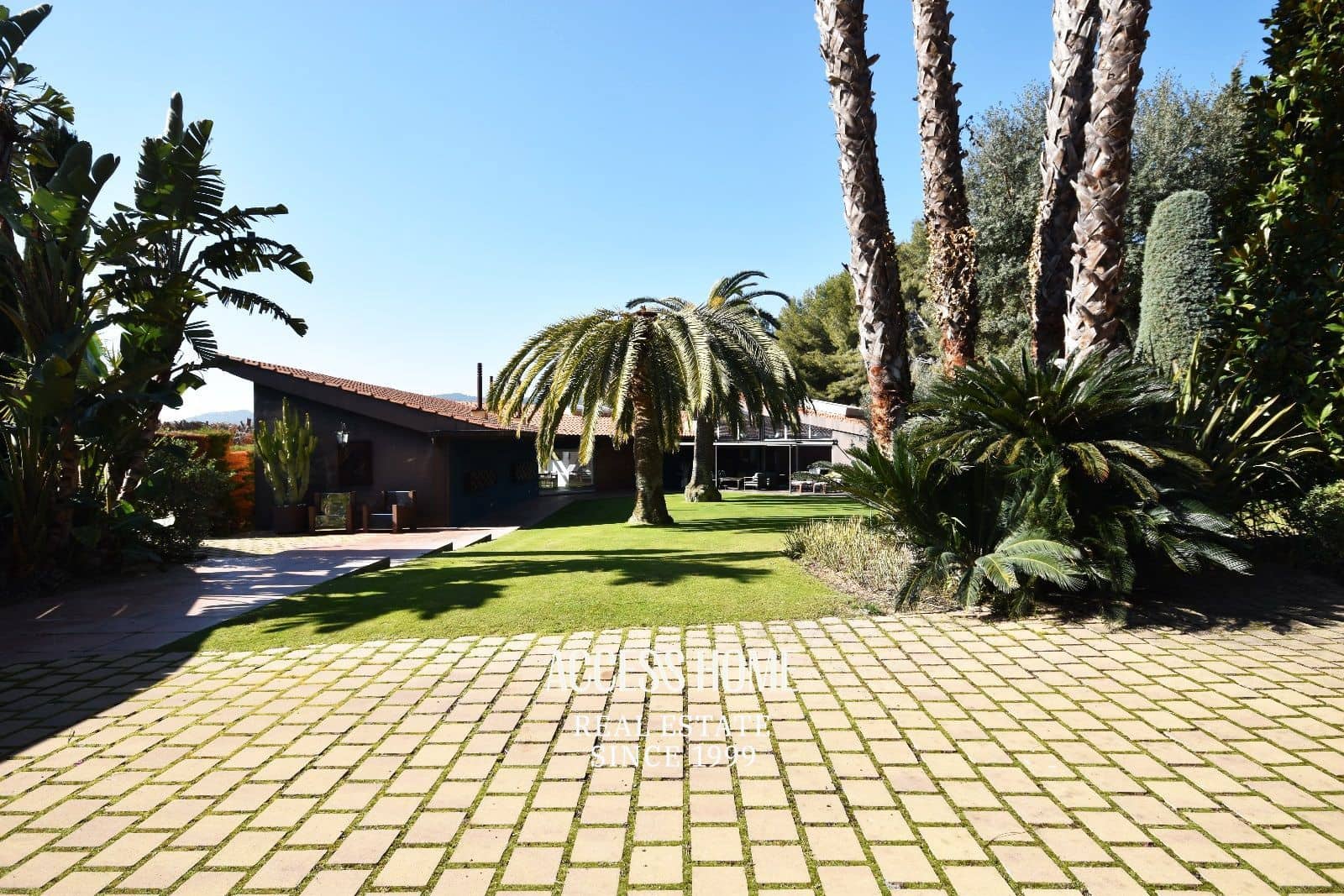 6 soveværelse Villa til salg i Sant Vicenc de Montalt med swimmingpool garage - € 2.300.000 (Ref: 9117937)