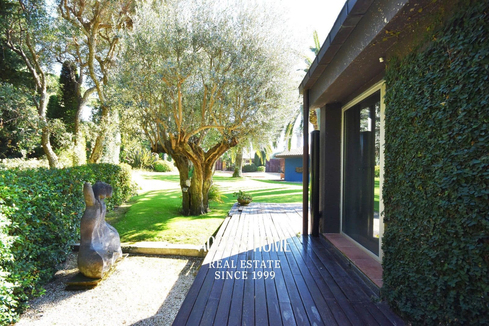 6 soveværelse Villa til salg i Sant Vicenc de Montalt med swimmingpool garage - € 2.300.000 (Ref: 9117937)