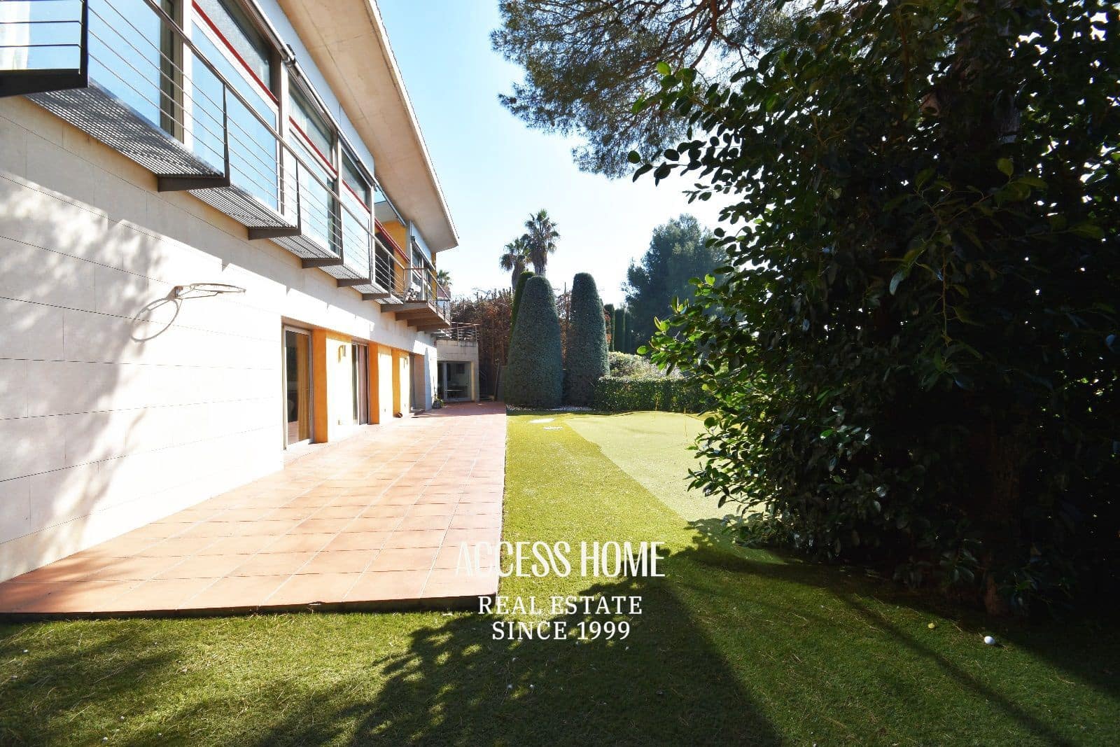 6 soveværelse Villa til salg i Sant Vicenc de Montalt med swimmingpool garage - € 2.300.000 (Ref: 9117937)