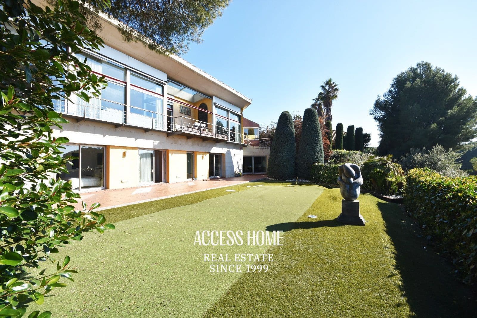 6 soveværelse Villa til salg i Sant Vicenc de Montalt med swimmingpool garage - € 2.300.000 (Ref: 9117937)