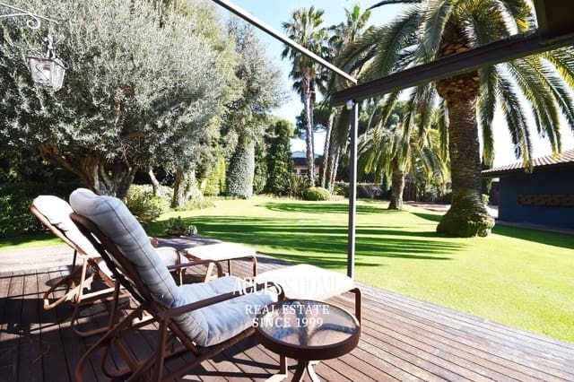 6 soverom Villa til salgs i Sant Vicenç de Montalt med svømmebasseng garasje - € 2 300 000 (Ref: 9117937)